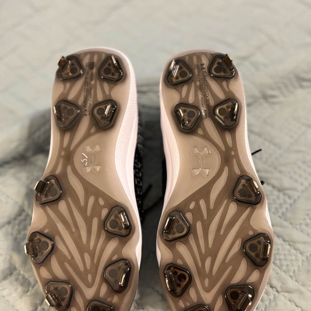 Under Armour Women's Glyde 2.0 Mt Softball Shoe - Picture 3 of 9